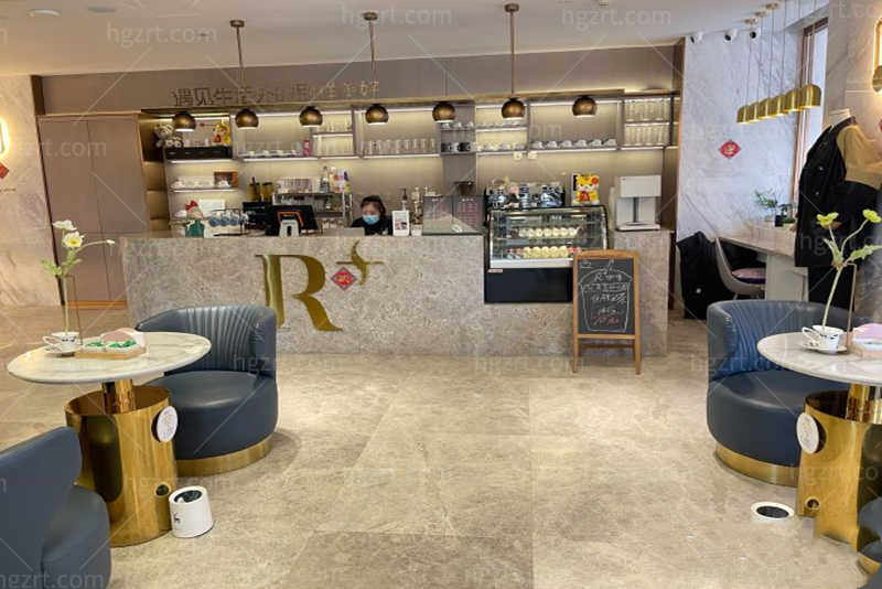 哈尔滨哪家医院割双眼皮好