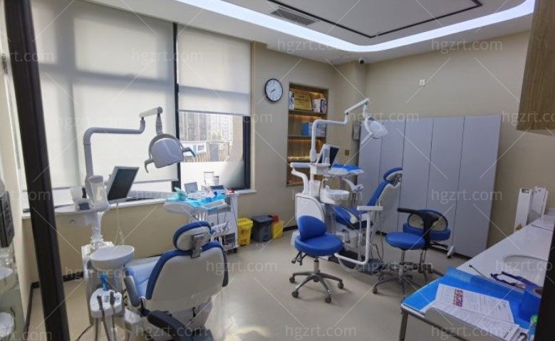 重庆艾齿口腔诊室环境图