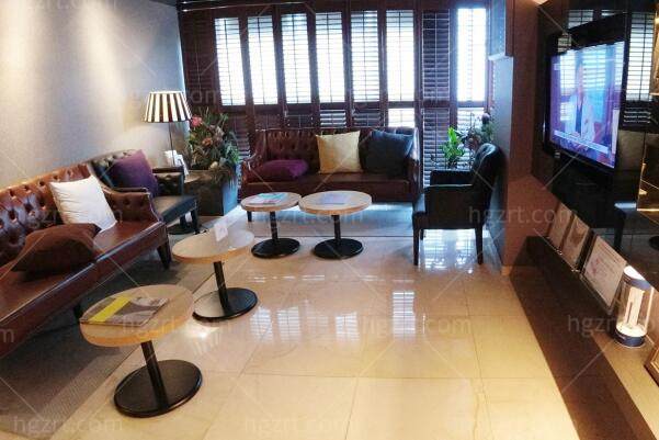 韩国清潭整形医院候诊室