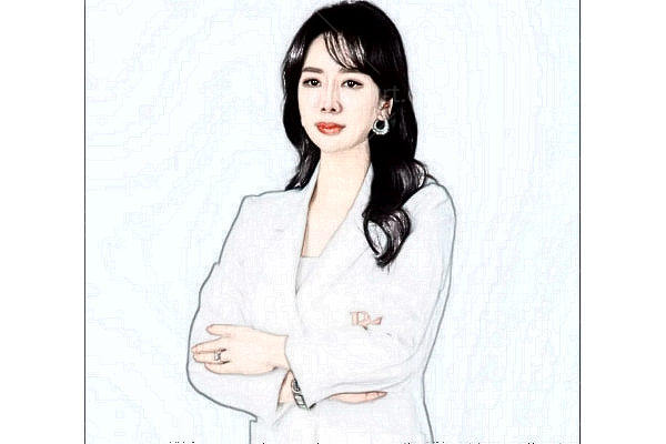 李丽华医生
