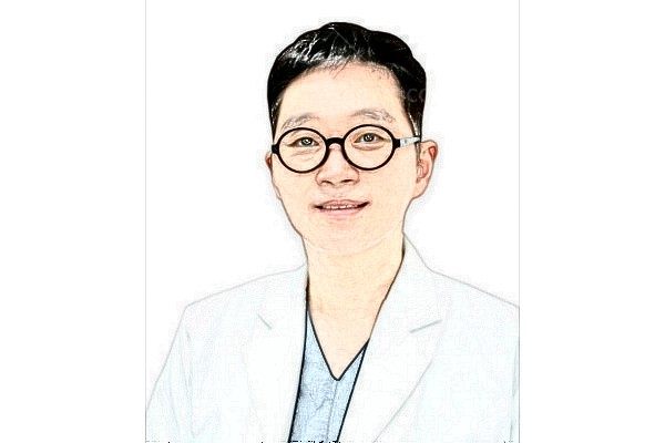 金永三