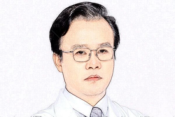 南京华厦眼科医院龚铠医生