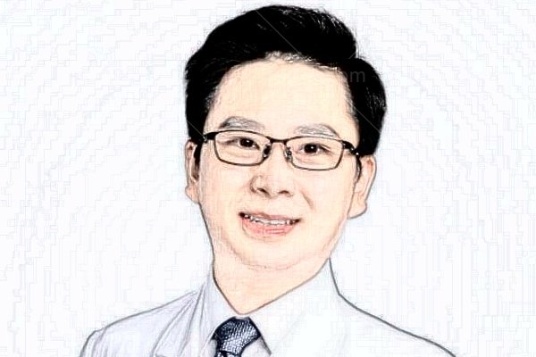 广州家庭医生王永振做耳再造多少钱