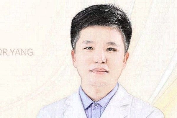 ​杨魏