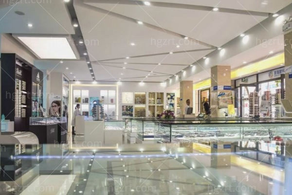 昆明普瑞眼科收费高吗?2025昆明普瑞眼科近视手术价格表来袭