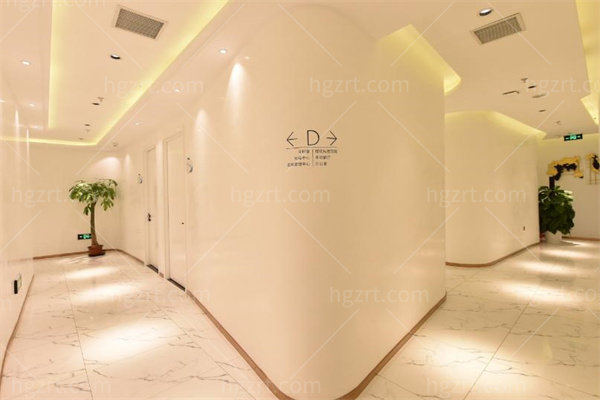 北京晶美眼修复医院怎么样？有出名的眼修复医生魏志香坐诊技术可靠口碑好