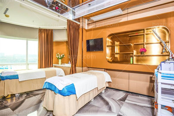 广州查尔曼新颜医疗美容门诊部