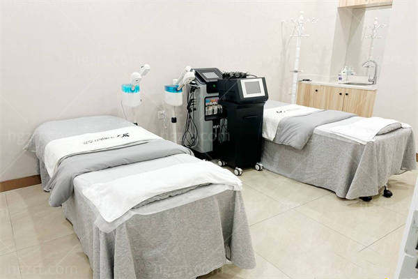 景德镇华瑞医疗美容诊疗室