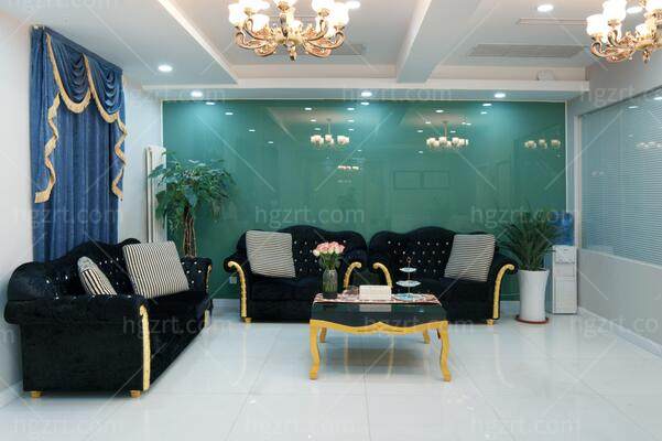 大连关世超医生的口碑怎么样?患者反馈:双眼皮似天生、脂肪填充不馒化,老带新占比高 大连关世超医生的口碑怎么样?患者反馈:双眼皮似天生、脂肪填充不馒化,老带新占比高