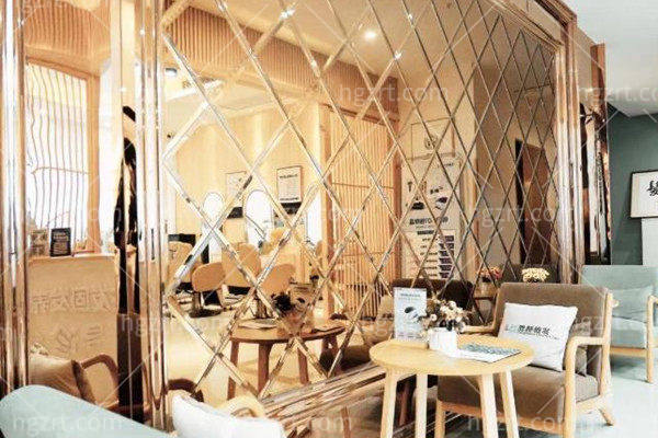 武汉显赫植发 武汉显赫植发