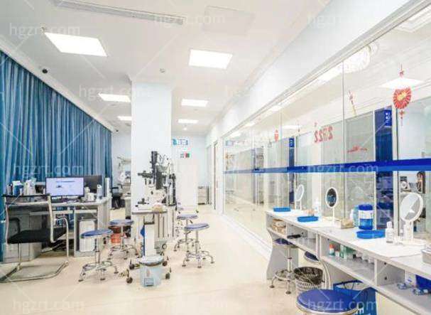 成都近视眼手术医院及收费标准大公开 对比医院实力价格表找性价比高的眼科医院