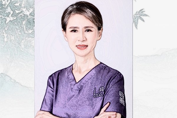 2025上海杜园园价格走势图公布!双眼皮修复5w+眼袋修复3w+高难度修复6.8w+术后满意度高