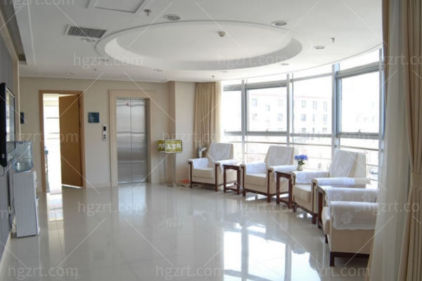 北京黄寺整形李晓东怎么找