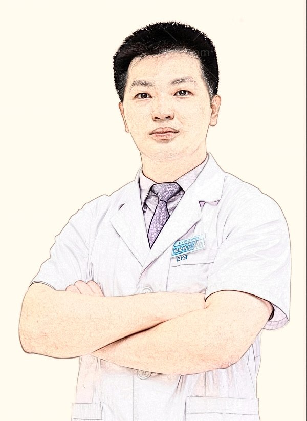 东莞虎门爱尔眼科医院杨晓峰医生