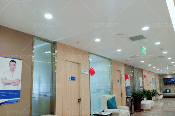 沈阳碧莲盛植发