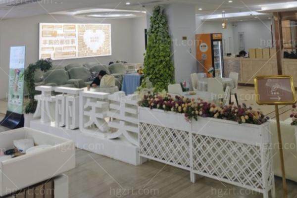 长沙做双眼皮哪家医院好