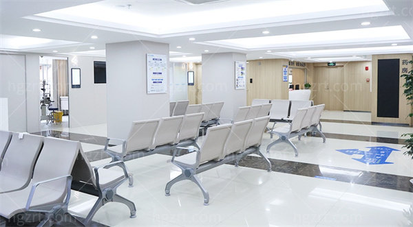 昆明普瑞眼科收费价格表