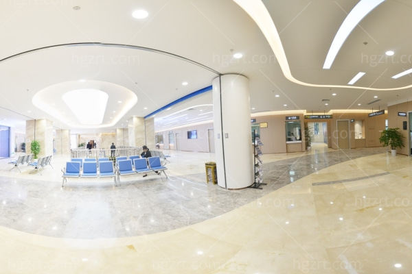 重庆爱尔眼科医院 (5).jpg