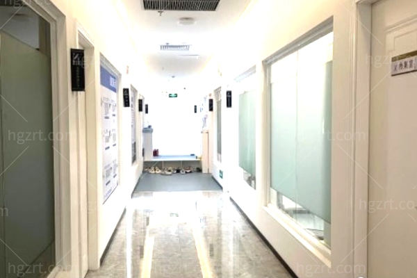 广州臻妃医疗美容门诊部 (4).jpg