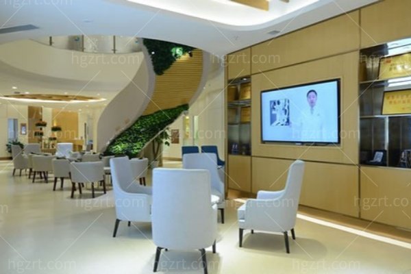 成都新桥口腔怎么样？20多年连锁沉淀+11家院区覆盖，本地人看牙常提到的一家
