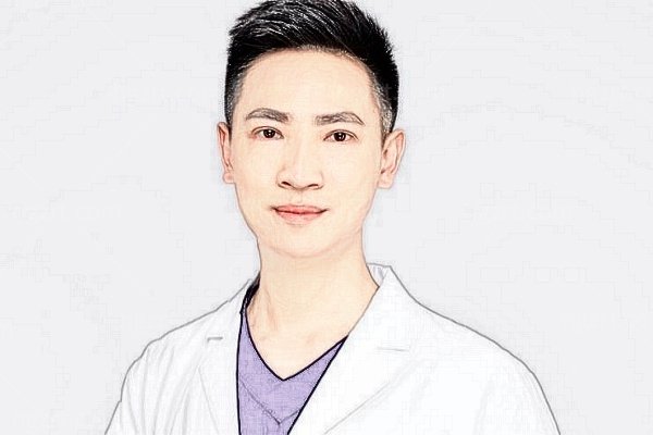 富贵包克星！西安国 际医学中心叶桐江做富贵包出了名的好,微创40分钟搞定，当天出院！