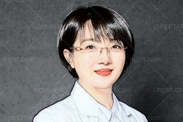 北京熙仁眼科乔利亚医生：半飞秒手术操作稳技术佳,术后视力稳到 1.2+,性价比高