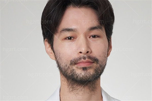 韩国Balance Lab整形外科医院李章源医生介绍