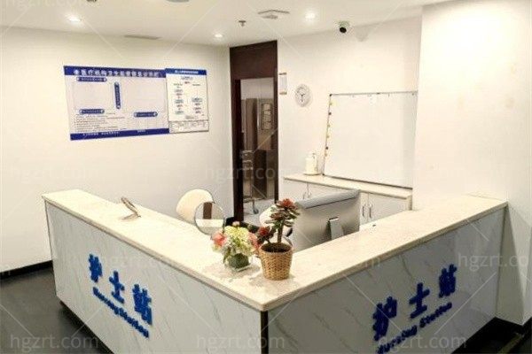 成都艾米丽潘红伟医生怎么样？吸脂、脂肪填充、脂肪修复一次说清楚