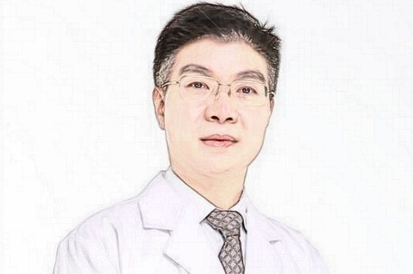 北京纯脂脂肪专科怎么选？冯斌院长脂肪移植修复、吸脂填充价格和医生梯队整理